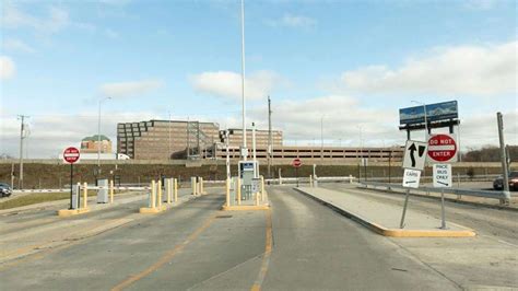 rosemont blue line parking|cta park and ride locations.